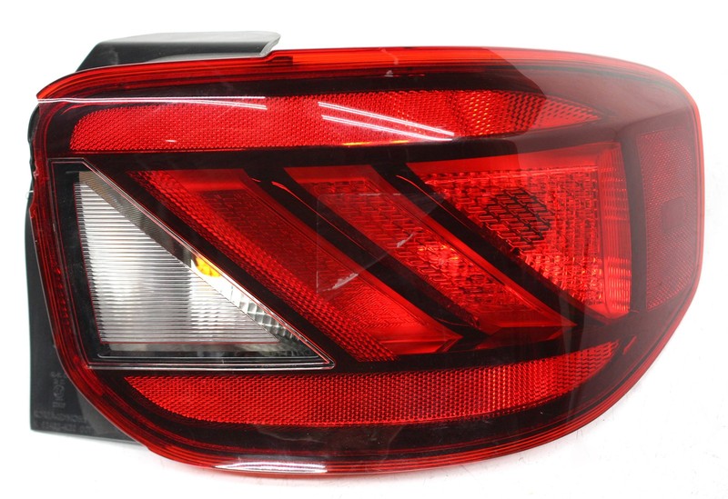 OEM Right Passenger Side Halogen Tail Lamp For Hyundai Venue 92402-K2010