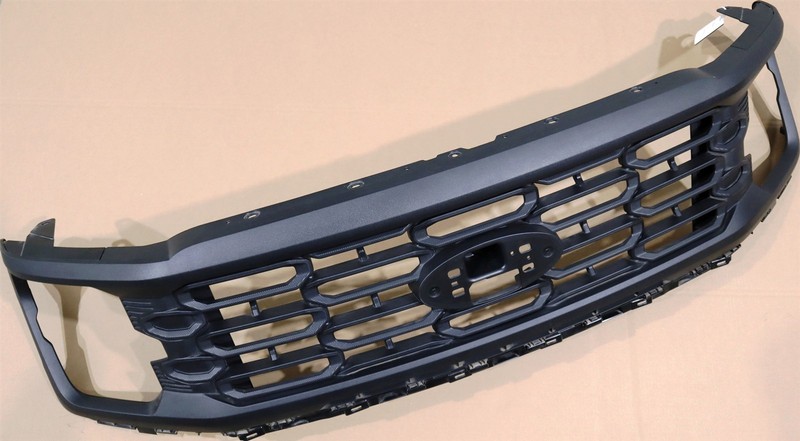 OEM 24-26 F150 XL Front Grille RL3Z8200SA New Take Off OE RL348200AC5YZ9 FORD