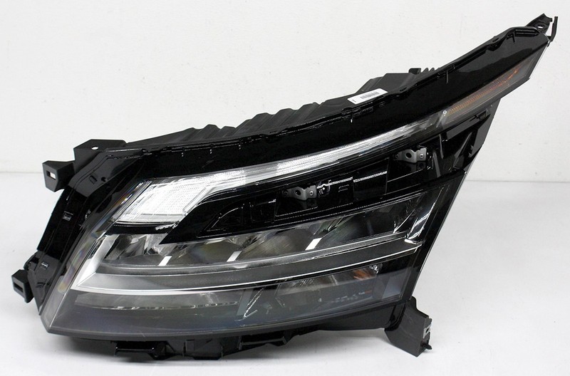 OEM Left Driver Side LED Headlamp For Nissan Pathfinder Chrome bezel 26060-6TA6A