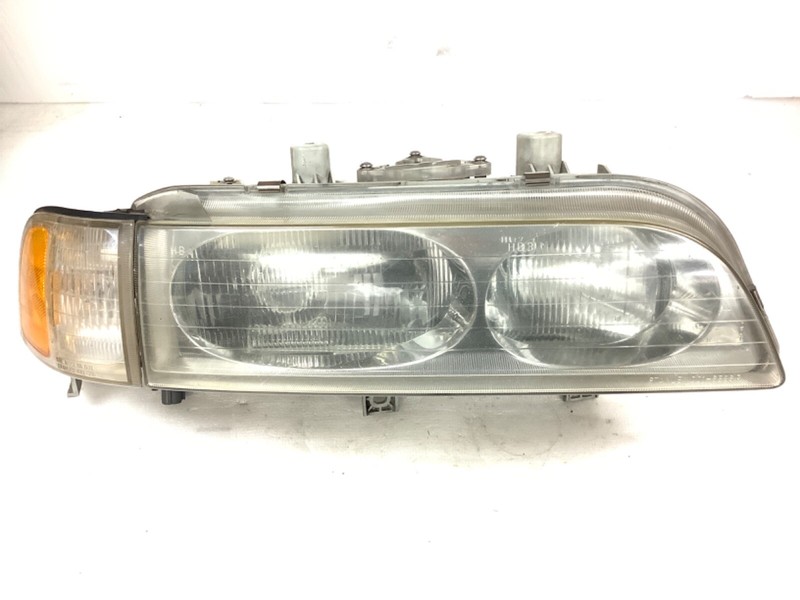 91-94 Legend 4Dr SEDAN Right Headlight Beam Unit Lamp Corner Light Lens Bulb OEM