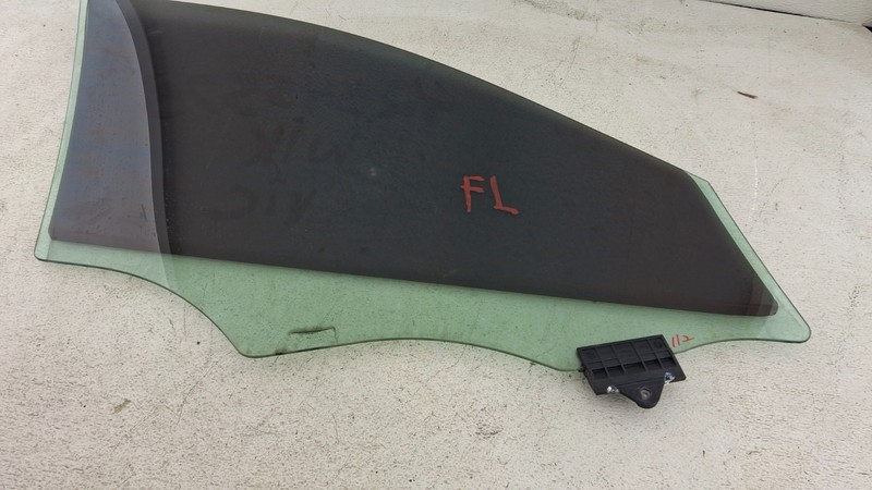 2019 - 2021 Genesis G70 Front Left Driver Door Window Glass PO29 OEM