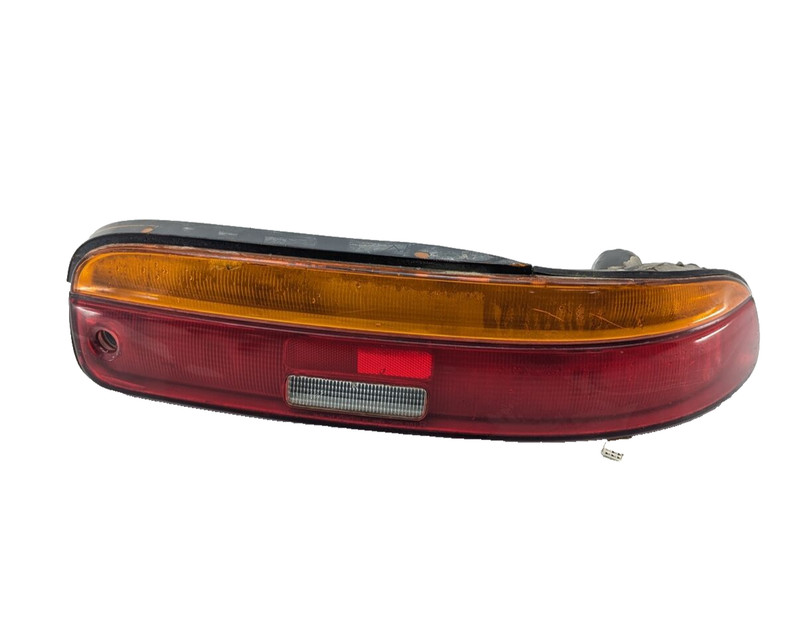 1992 1993 1994 LEXUS SC300 SC400 RH RIGHT PASSENGER TAILLIGHT (moisture)