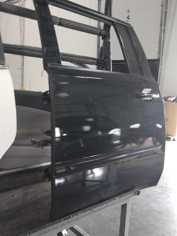 2016 Cadillac Escalade ESV Left Door Black Used OEM 42199 - Scratches