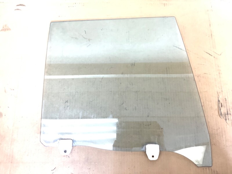 82-85 Accord 4Dr Sedan Right Rear Door Glass Passenger Side Window Used OEM