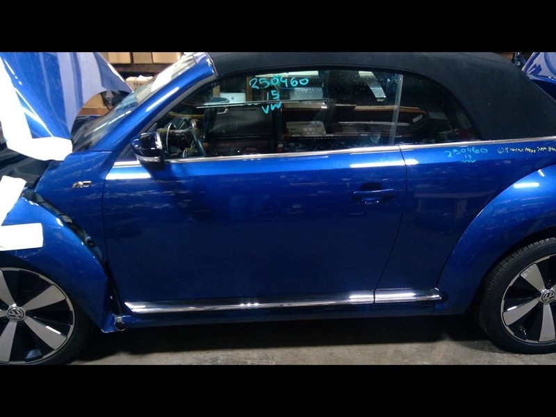Driver Front Door Convertible Keyless Ignition Opt 6XE Fits 13-16 BEETLE 1696583