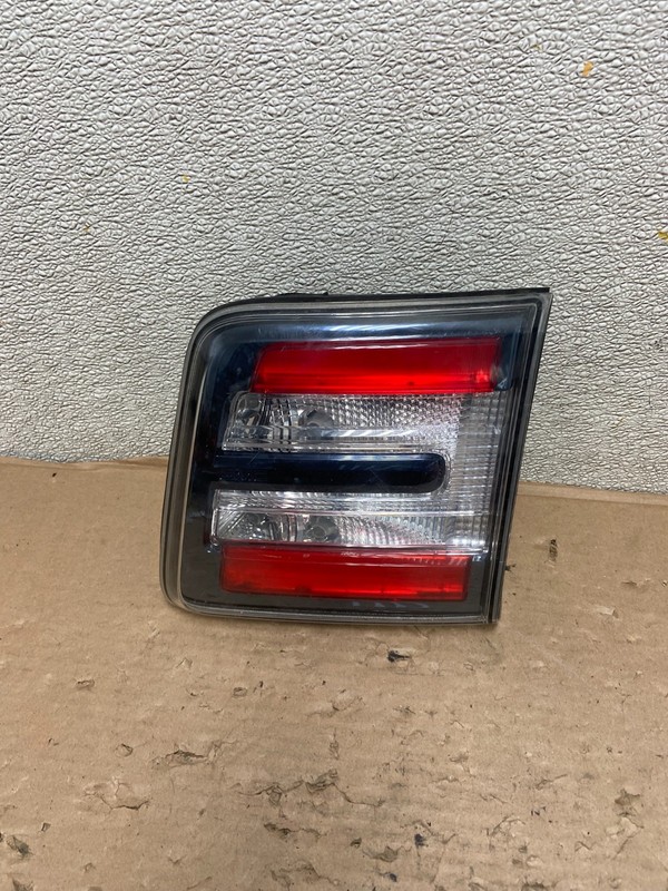 2013 to 2016 GMC Acadia Right Passenger RH Side Inner Tail Light AB0289 LK