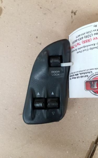 DAKOTA1999 Front Door Switch 230749