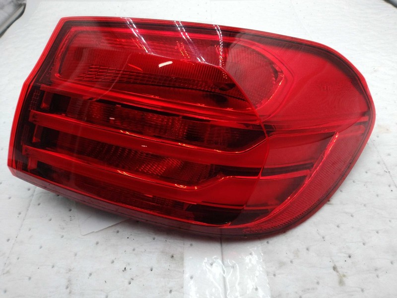 2015 BMW 428I Right Tail Light Assembly Blue OEM Used 64044 110K Miles