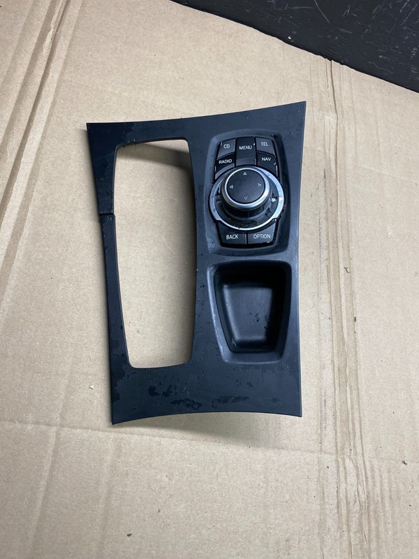 2007 to 2013 BMW X5 E70 Shift Shifter Selector Gear Bezel TrimOEM AB8661DG