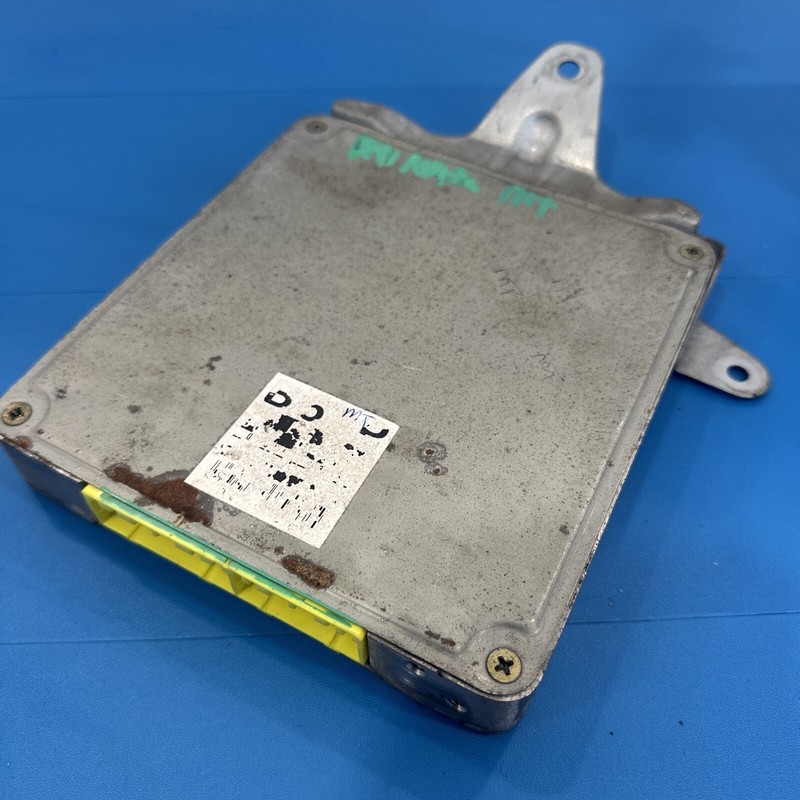 1990 - 1993 MAZDA MX-5 MIATA 1.6L ENGINE 5 SPEED ENGINE CONTROL MODULE OEM