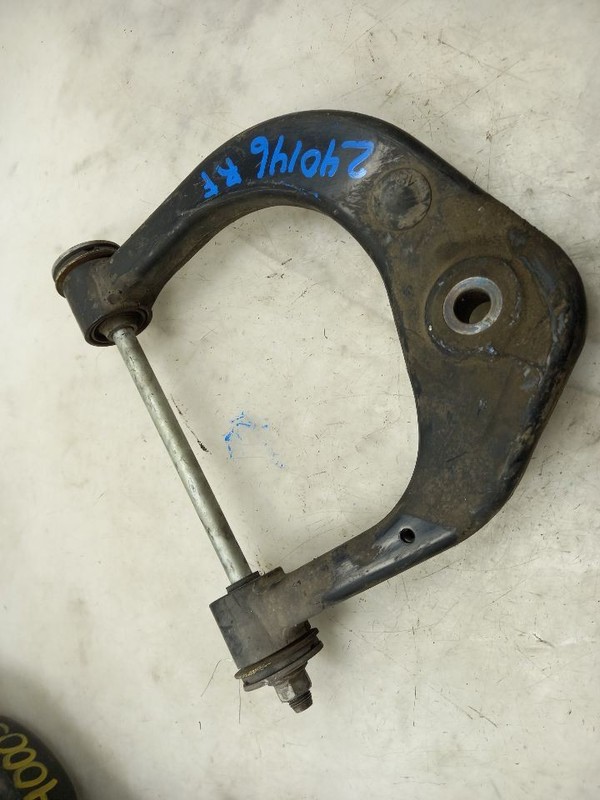96-02 TOYOTA 4 RUNNER FRONT PASSENGER RIGHT UPPER CONTROL ARM