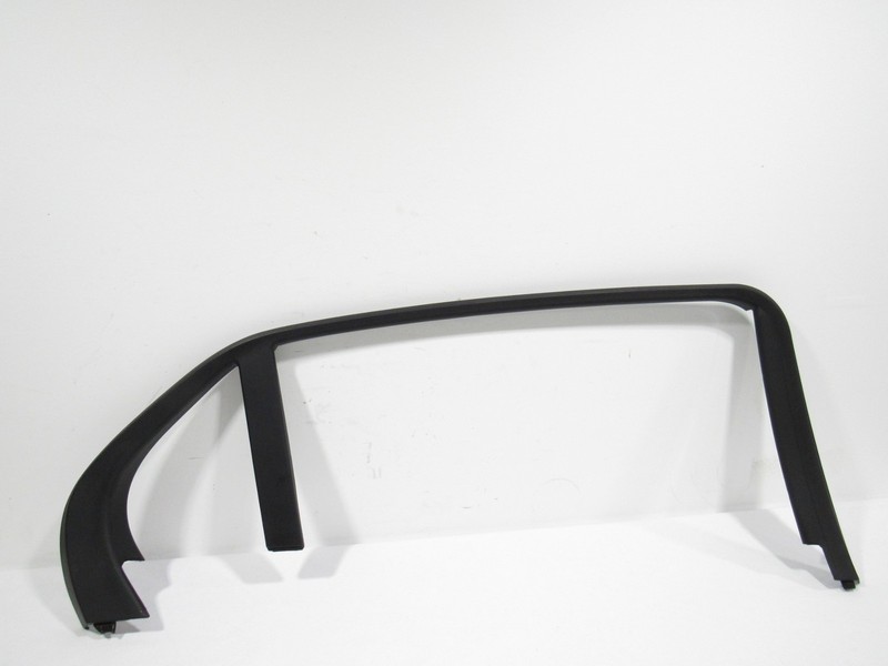 17-20 Genesis G90 2019 Rear Left Door Glass Window Frame Trim Cover ^#3