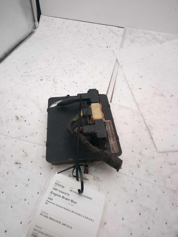 1997 Dodge Dakota Engine Control Module ECM 3.9L OEM Used 306K Miles
