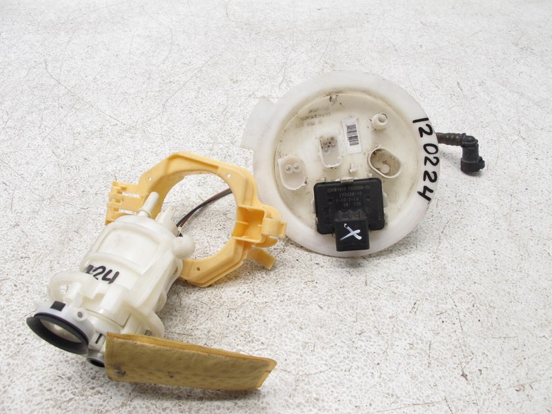 09-15 BMW F01 F02 740i 750i TANK ELECTRIC FUEL GAS PUMP UNIT ASSEMBLY OEM 120224