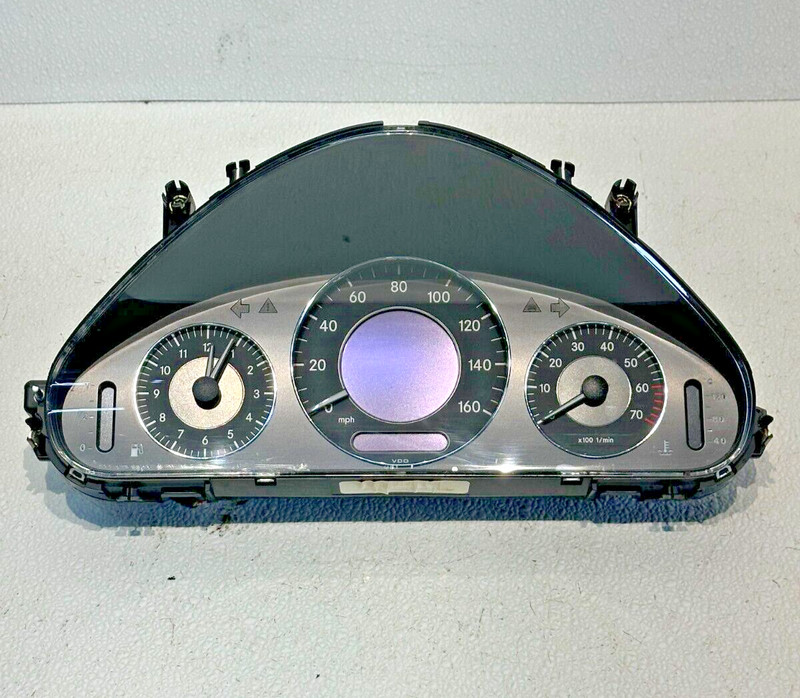 2004 2005 MERCEDES E320 E500 SPEEDOMETER INSTRUMENT CLUSTER, OEM