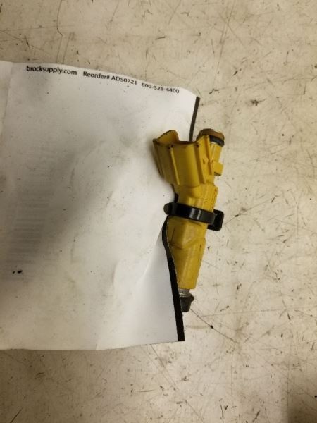 00 01 02 03 04 05 TOYOTA CELICA GT-S 1.8L FUEL INJECTOR