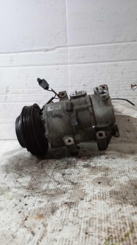 2016 Hyundai Veloster A/C Compressor 1.6L OEM 977012V001 133k Miles