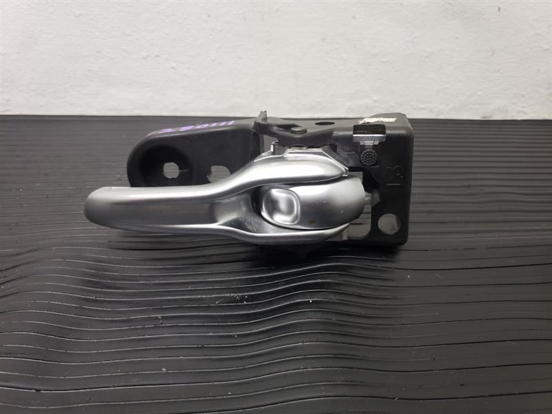 19-23 Jeep Cherokee Rear Left Driver Door Inside Handle OEM 6SR51DX9AA