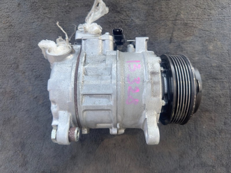 12-15 BMW 328i A/C AC COMPRESSOR PUMP OEM