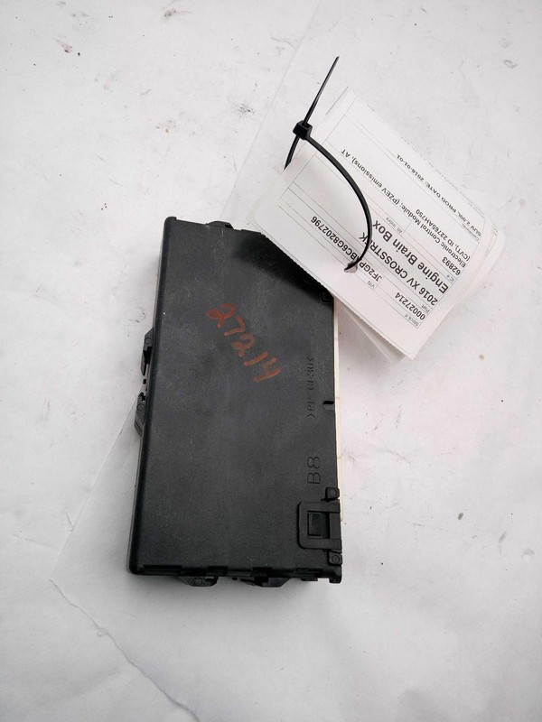 2016 Subaru XV Crosstrek Engine Control Module ECM 22765AH750 Black Used
