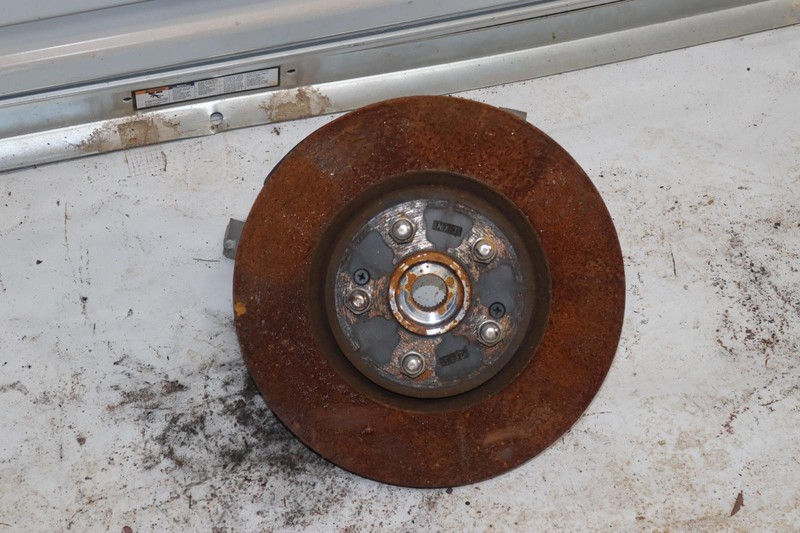 2023 KIA SPORTAGE FWD FRONT LEFT DRIVER SPINDLE KNUCKLE WHEEL HUB W/ DISC OEM