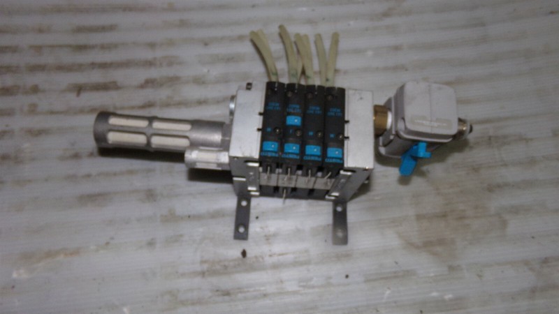 Festo CPV-14 W/S 1058492 Solenoid Valve Assembly *FREE SHIPPING*