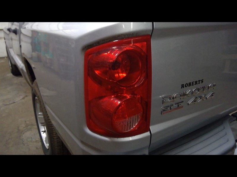 Driver Left Tail Light Fits 05-11 DAKOTA 1562550