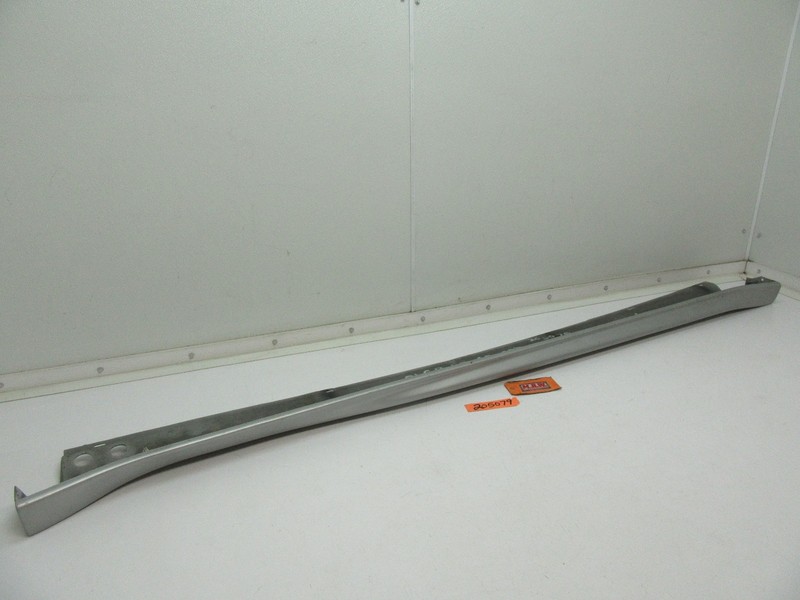 MOLDING LEFT SIDE SKIRT ROCKER PANEL DOOR LOWER SILVER TRIM COVER GRAND AM 99-04
