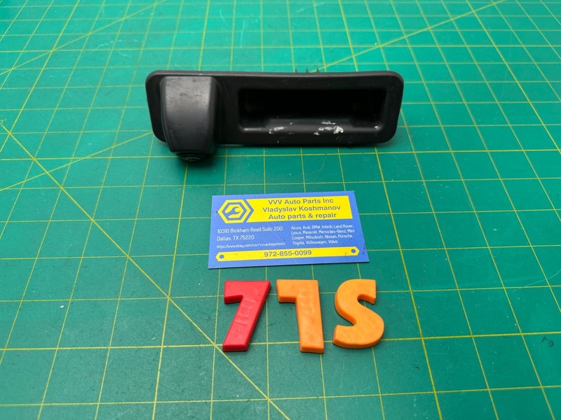 17-23 BMW G30 F90 G32 TRUNK RELEASE HANDLE W/ BACKUP CAMERA OEM