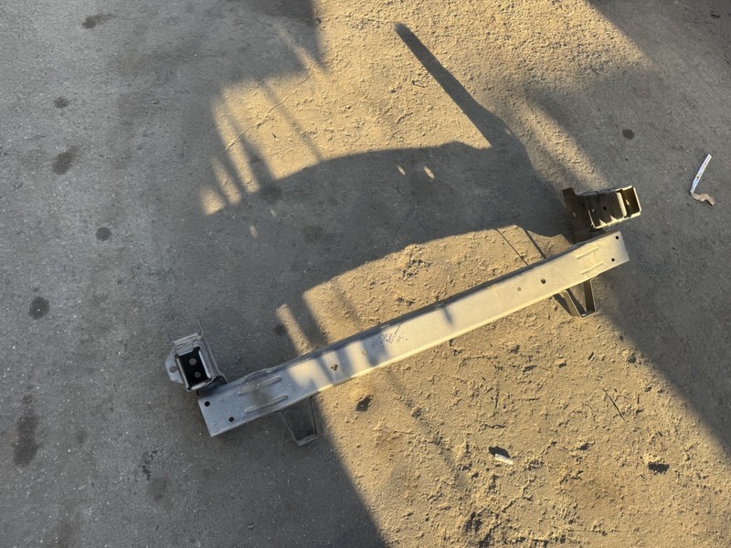 03-08 Honda Element Front Bumper Reinforcement OEM
