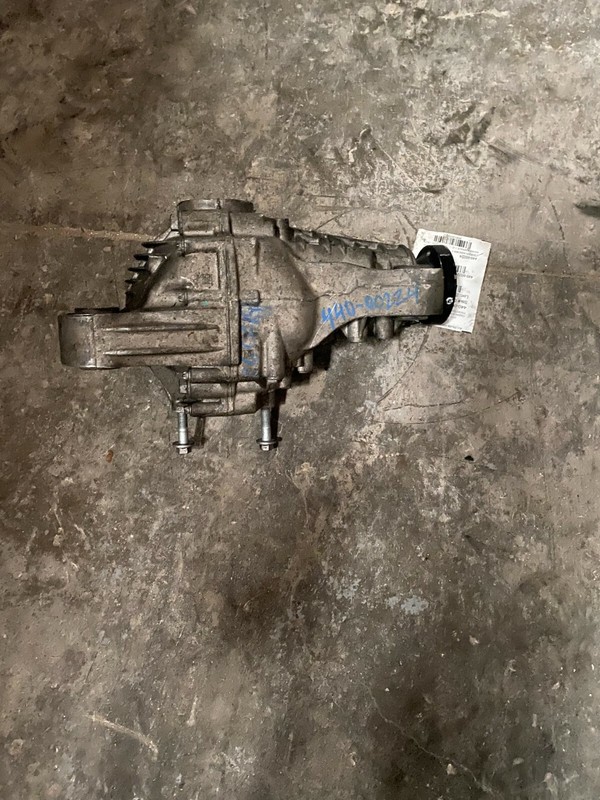11 JEEP GRAND CHEROKEE 5.7L FRONT AXLE CARRIER DIFFERENTIAL 3.45 OEM 68059998AB