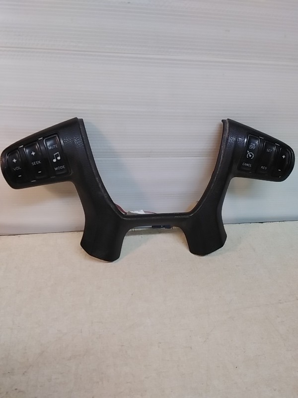 2019 Kenworth T800 Steering Wheel Trim 34125530