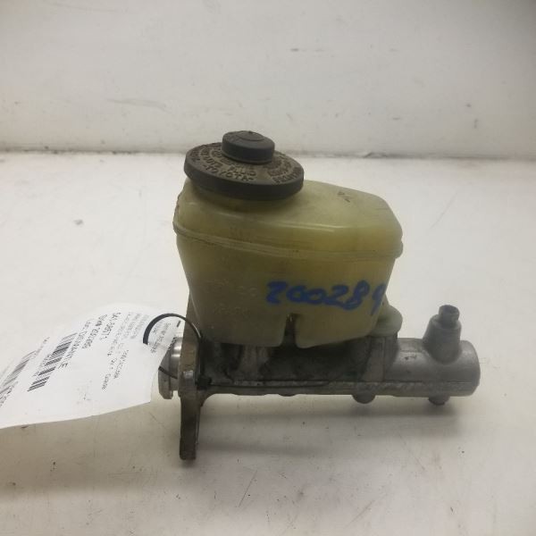 95-00 TOYOTA TACOMA 2.4L 4CYL RWD BRAKE MASTER CYLINDER ASSEMBLY