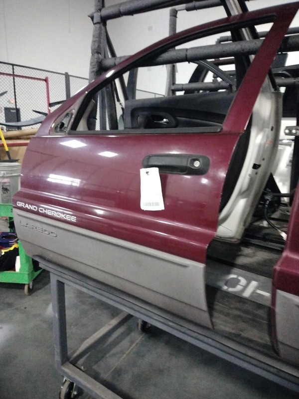 2003 Jeep Grand Cherokee Left Door Maroon - Good Condition, 4DR SUV