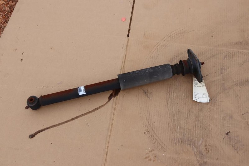2014-2019 KIA SOUL REAR RIGHT PASSENGER SIDE STRUT SHOCK ABSORBER OEM