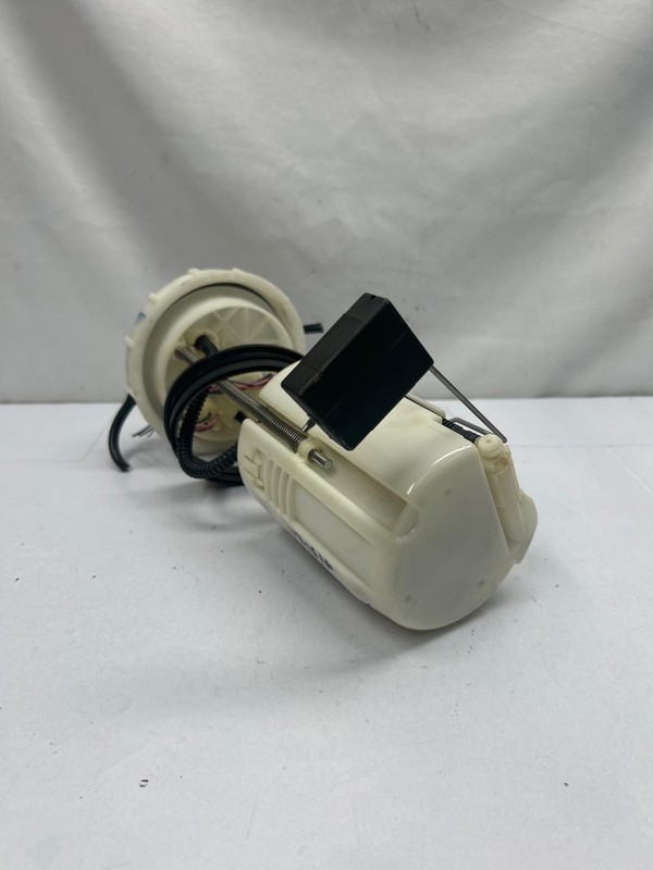 2016 to 2022 Honda HRV fuel pump assembly FWD tank mounted