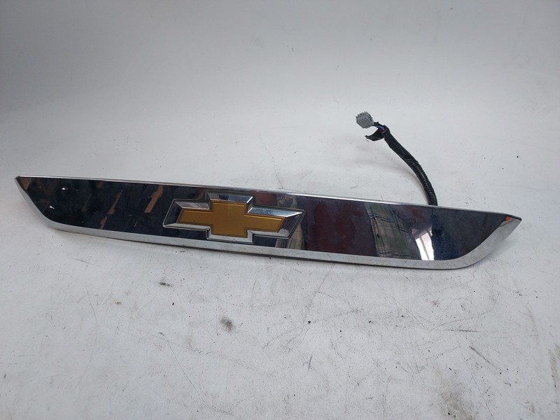 OEM 13-17 Chevrolet Traverse Trunk Lid Molding Chrome Emblem Logo Bezel Trim