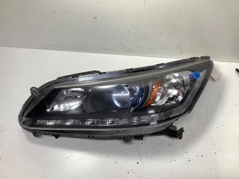015 Honda Accord Hybrid Left Headlight (good condition) OEM
