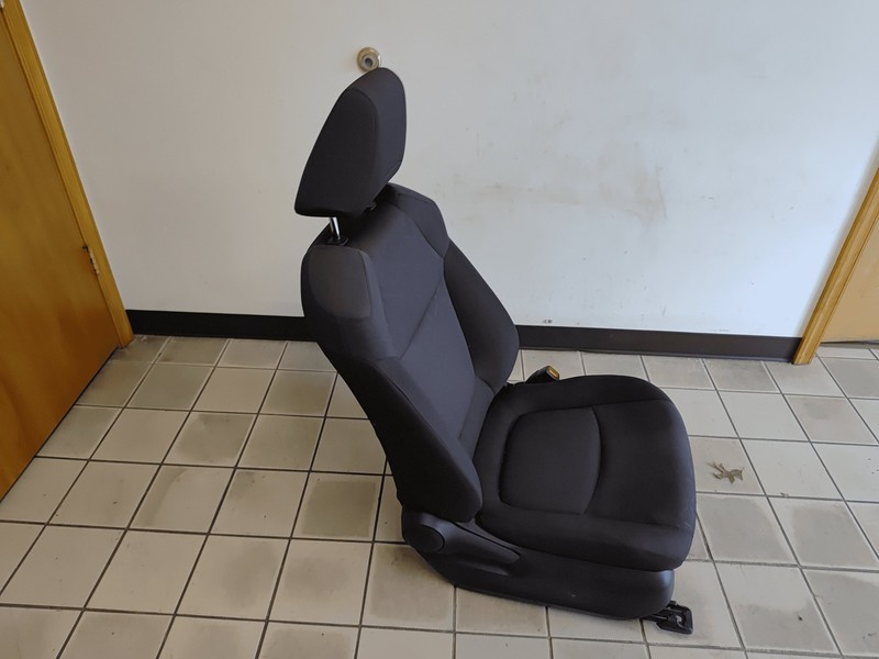 2020-2023 TOYOTA RAV4 XLE FRONT RIGHT PASSENGER SIDE SEAT BLACK CLOTH OEM