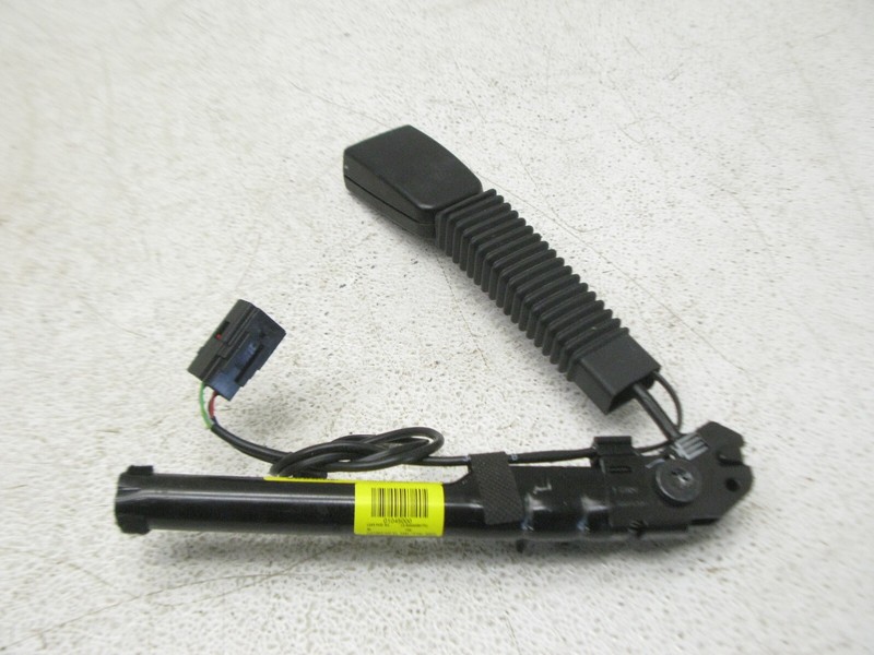 10-11 JAGUAR X250 XF XFR SEATBELT SEAT BELT BUCKLE FRONT RIGHT PASSENGER OEM 020