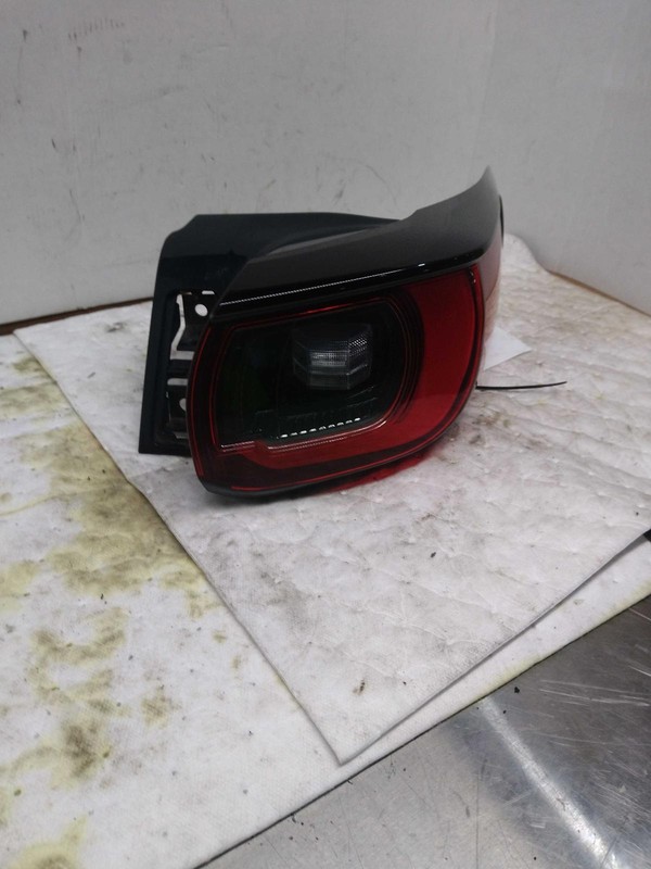 2022-2023 MAZDA CX-5 Right Tail Light Assembly White OEM 731182 Used 21K Miles