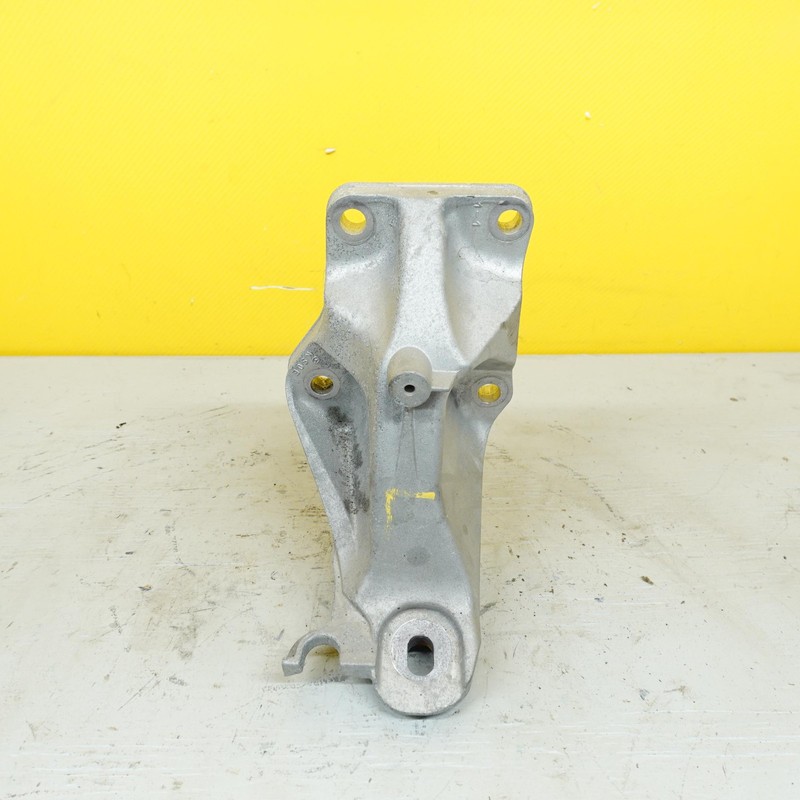 2024-2025 MAZDA CX-90 LEFT DRIVER SIDE ENGINE FRAME MOUNT BRACKET SUPPORT OEM