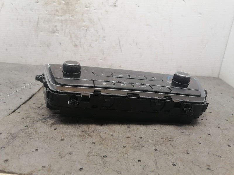 Temperature Control With Navigation Fits 15-17 SONATA 1650484