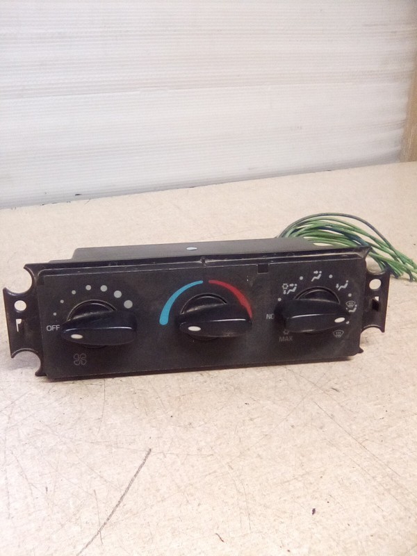 International OEM 3545543C3 Heat A/C Climate Control