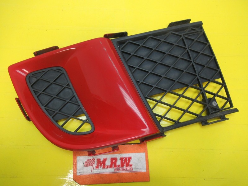 REAR LOWER BUMPER GRILLE GRILL RIGHT SIDE R for 00 01 02 03 04 05 MR2 SPYDER RED