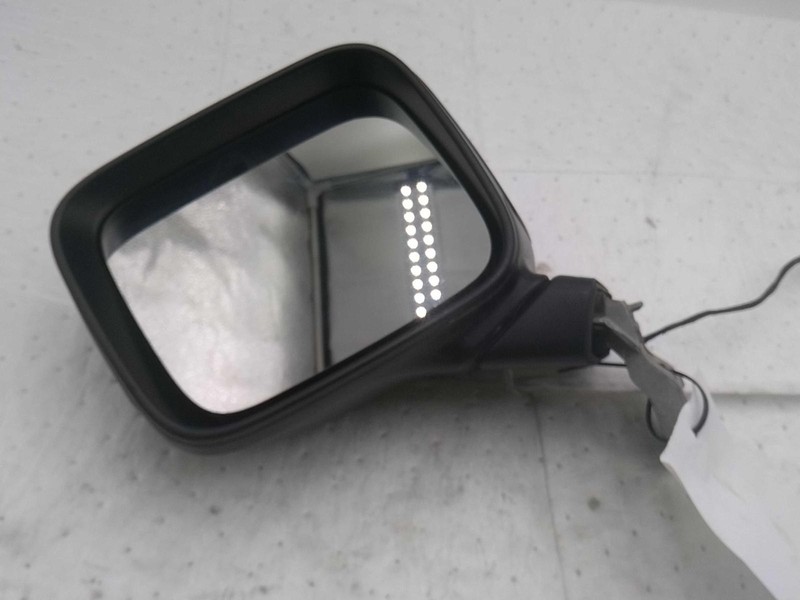 2016 Jeep Renegade Left Door Mirror Assembly Black OEM 106595 111K Mileage