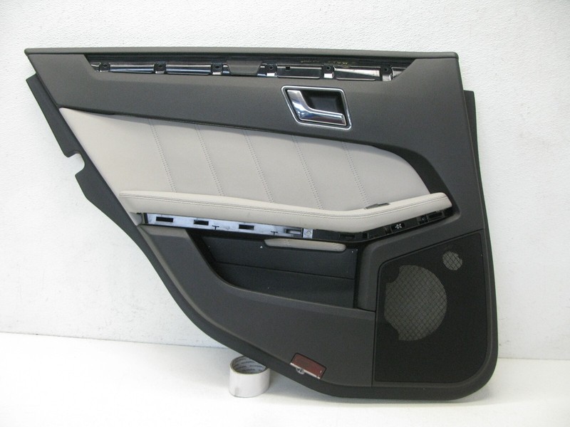 10-13 MERCEDES W212 E350 E63 AMG SEDAN INTERIOR DOOR PANEL LEFT REAR OEM 121423B