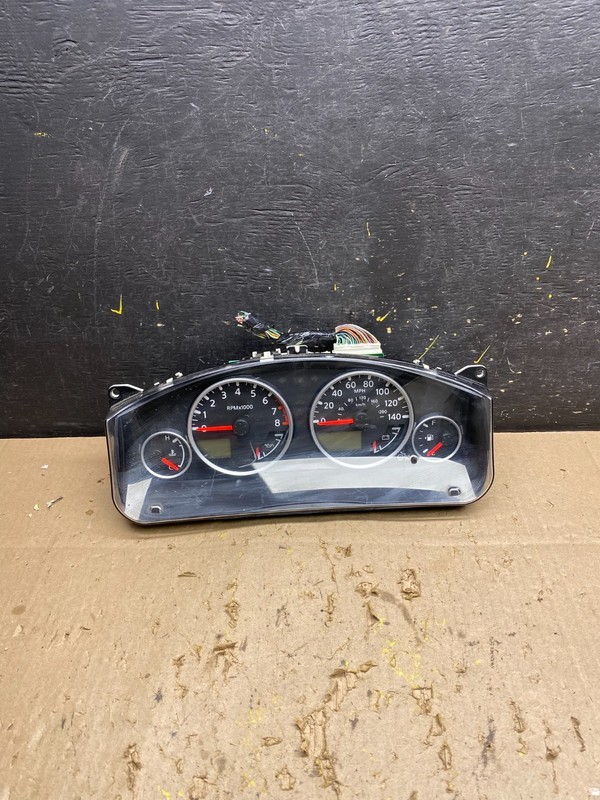 2010 Nissan Pathfinder Speedometer Cluster Gauge OEM U5596 DG