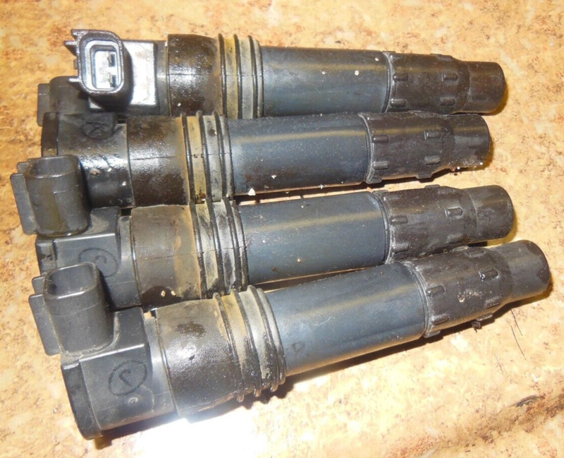 2002 Suzuki GSX-R1000 GSXR1 GSXR1000 GSXR 1000 Ignition Coil Pack Spark Plug 02