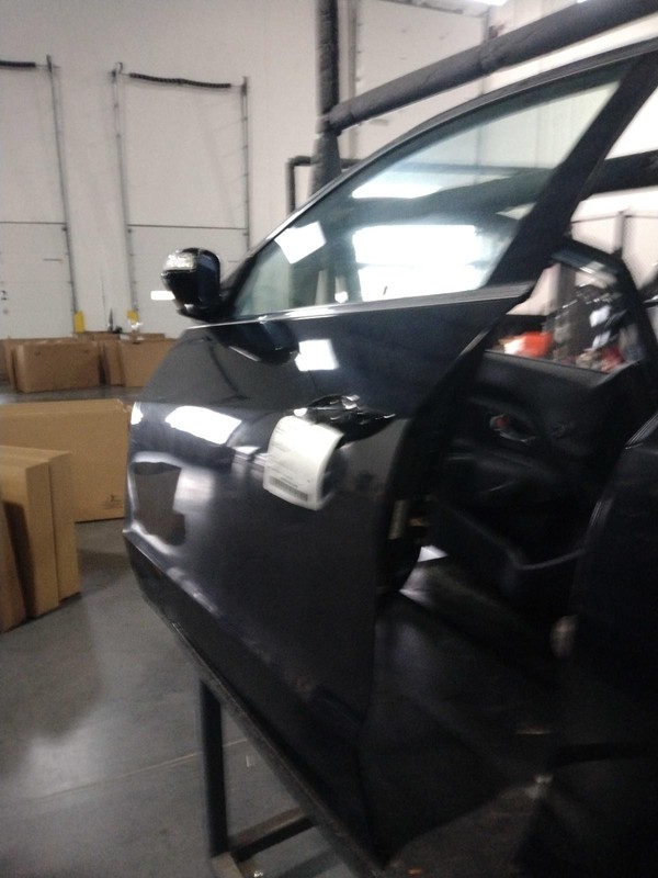 2010 Acura ZDX Left Front Door Black 59000 Miles OEM Replacement Part